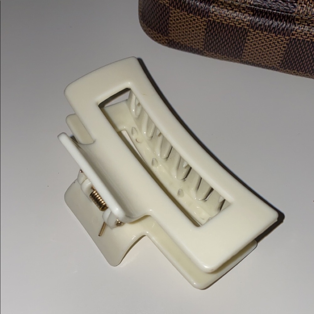 Claw Clip